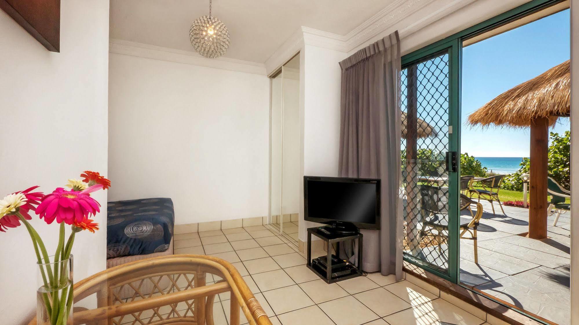 Bilinga Beach Motel Coolangatta Extérieur photo